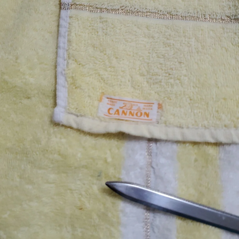 Vintage Cannon Towel Set Yellow White Gold Stripe Crochet Edge USA Made